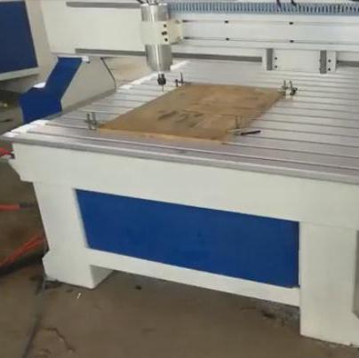 鋒銳達(dá) 鋒銳達(dá)雕刻機(jī)雕刻機(jī)批發(fā)佛山雕刻機(jī)雕刻機(jī)廠(chǎng)家